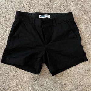 Old Navy Everyday Shorts. Mid-Rise. Black. Size 6.